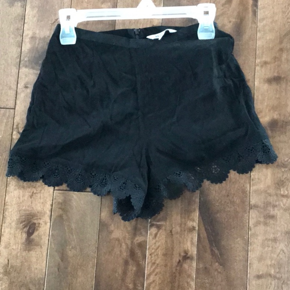BB Dakota Shorts- Black- Size 0